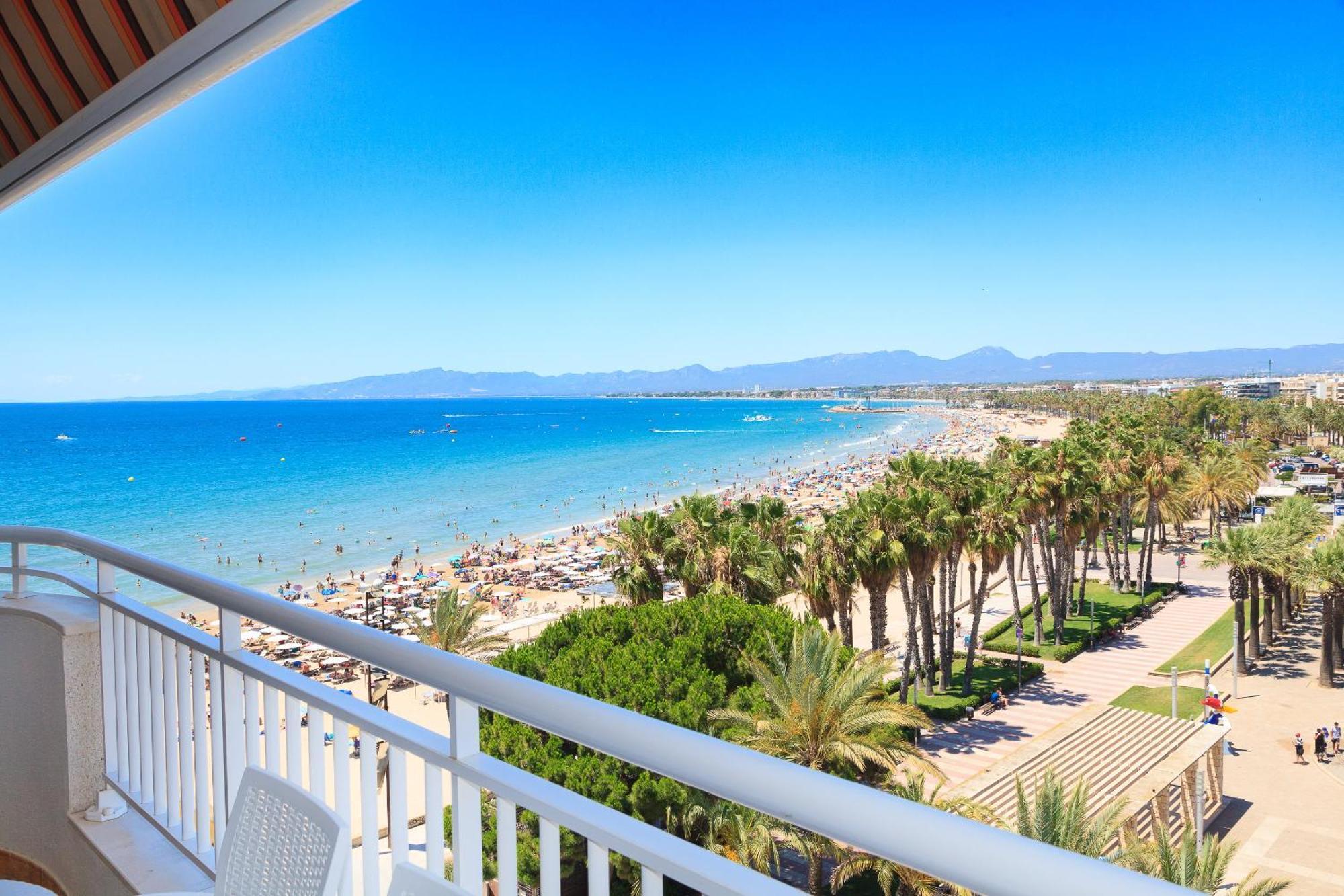 Uhc Santillana Family Complex Salou Ruang foto